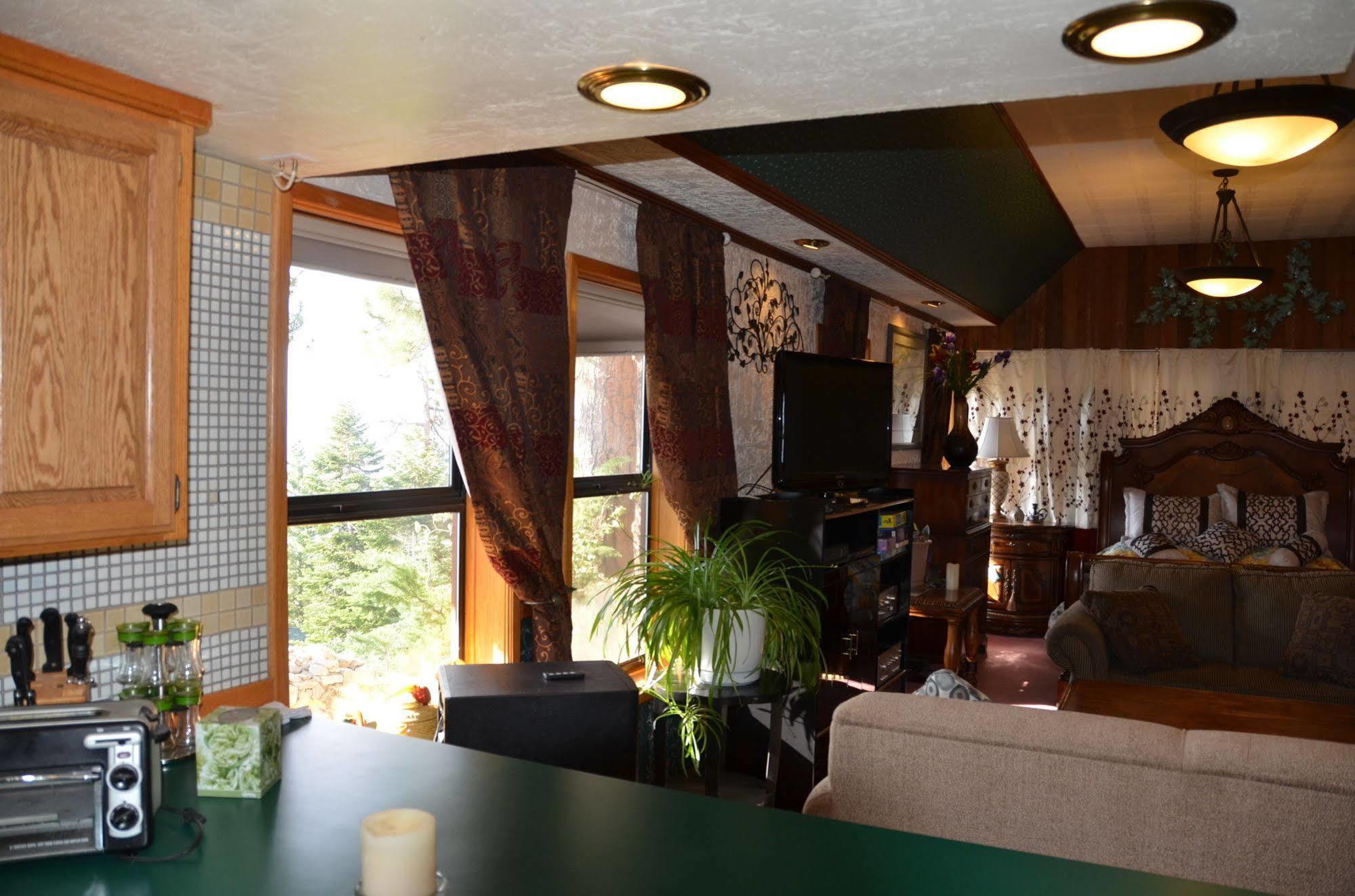 Where Eagles Fly Bed & Breakfast Elk Point Exterior foto