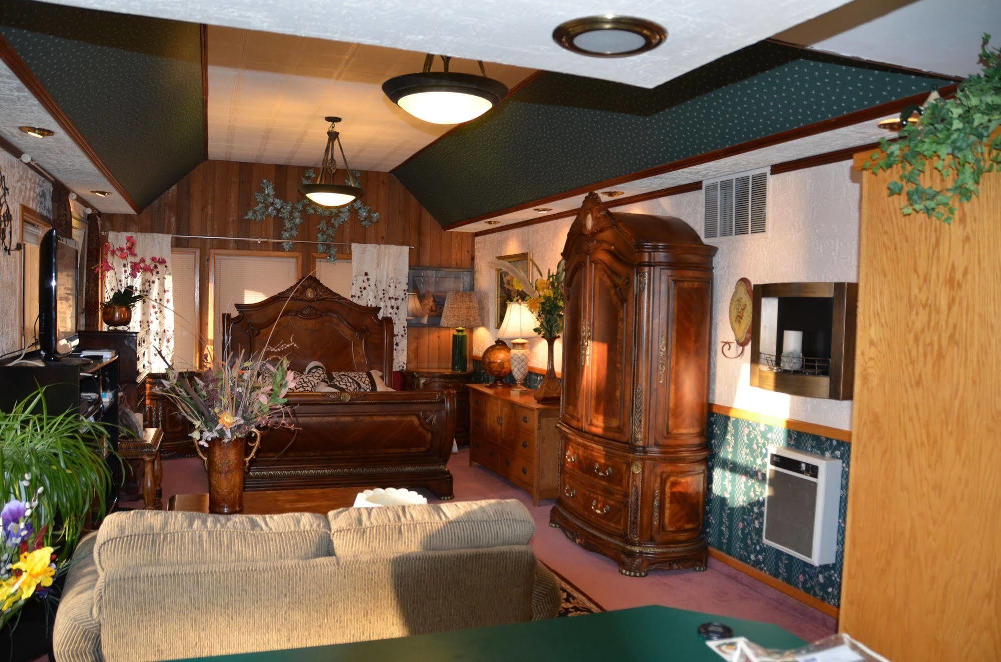 Where Eagles Fly Bed & Breakfast Elk Point Exterior foto